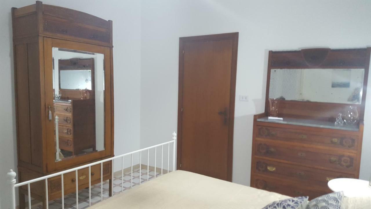 Casa Del Levante Riposto Bagian luar foto